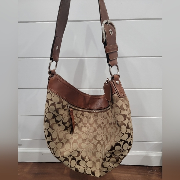 Coach Hobo Bag Buckle Pleated Brown Monogram Signature Handbag Purse - Picture 5 of 15